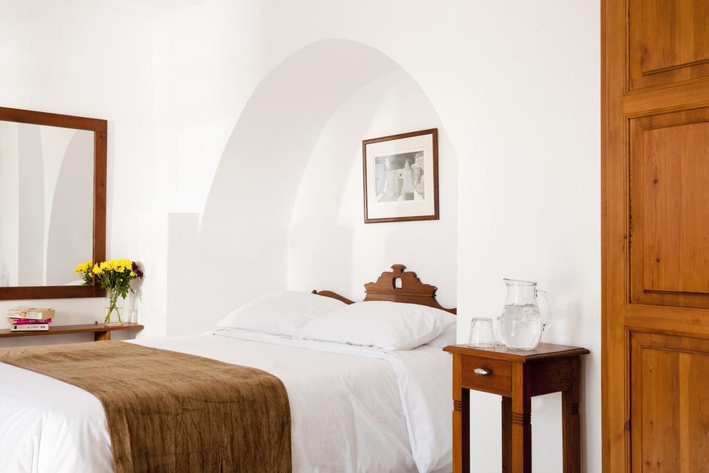 Vista Mare Suites Imerovigli  Quarto foto